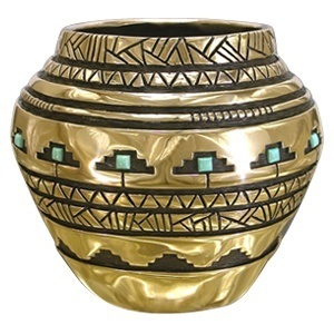 Keme Bronze Urn